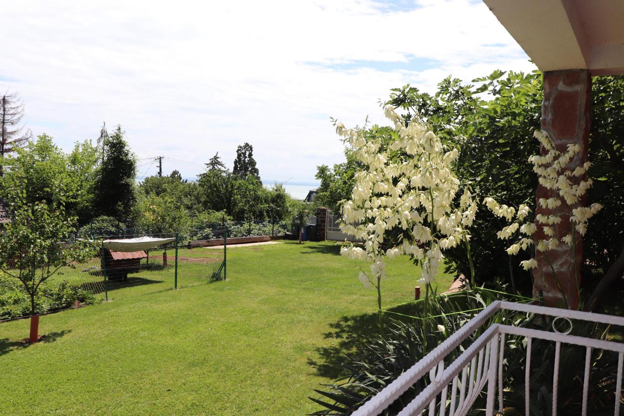 Gyöngyöm Apartman Balatonalmádi Dış mekan fotoğraf